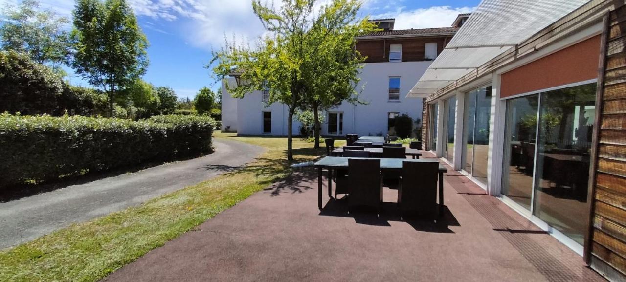 Villa Rose De Mons - Residence Services Senior La Brede Exterior foto